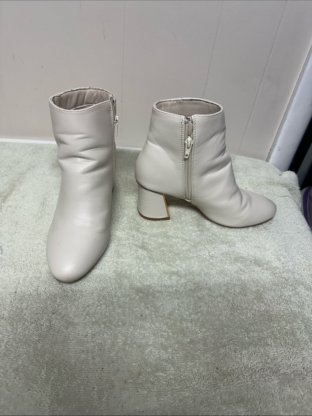 XOXO Cream Ankle Booties with Side Zip